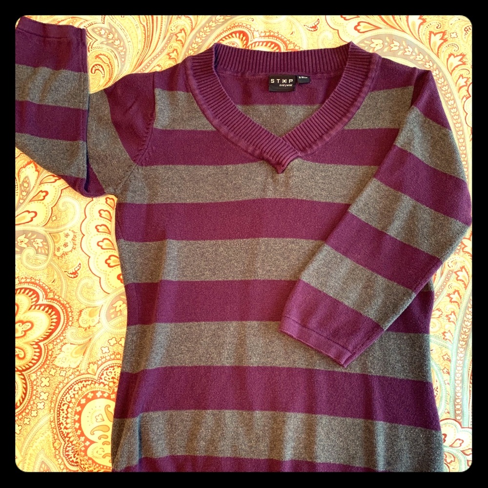 3/4 sleeve sweater/blouse
